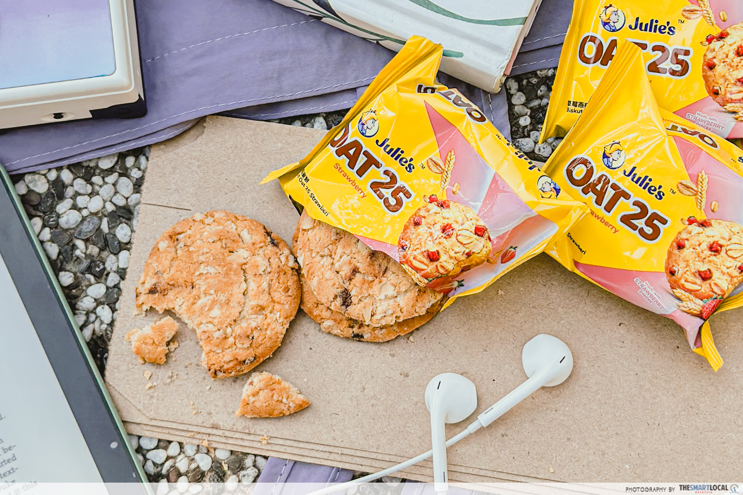 Julie's Oat25 Strawberry Majestic Lofi