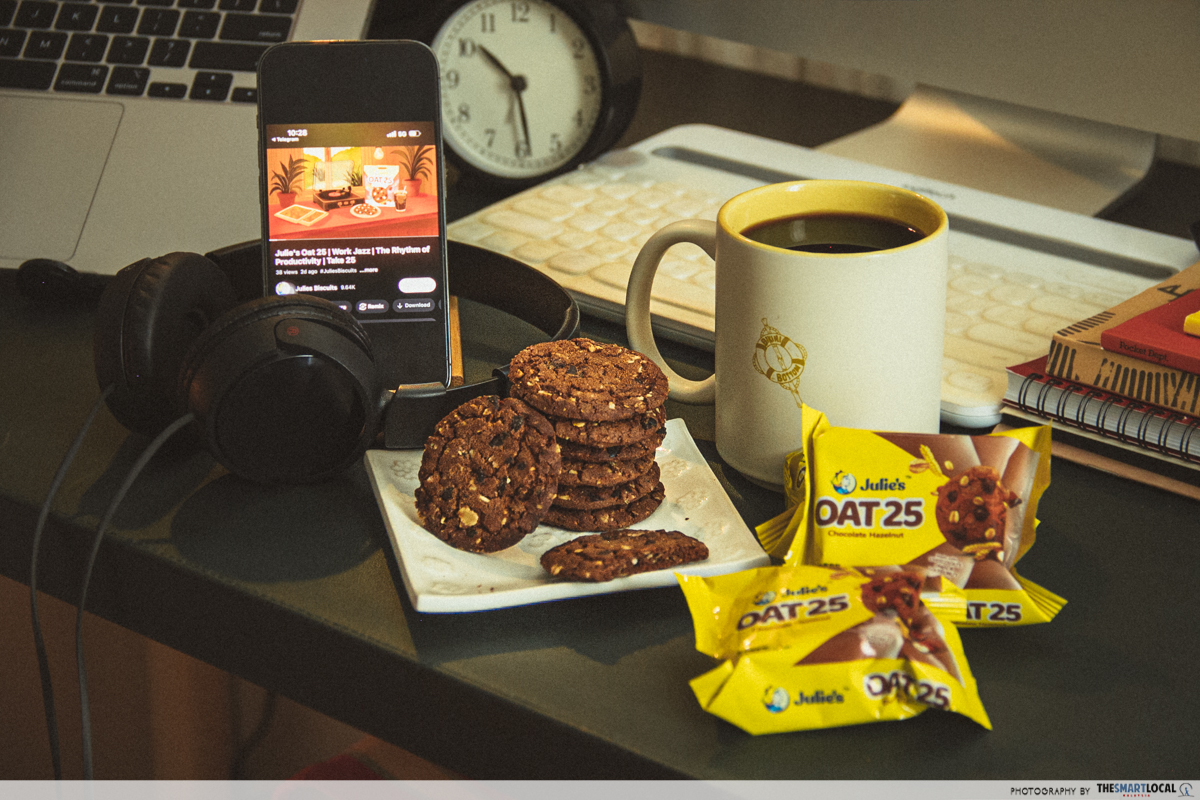 Julie's work jazz - choco hazelnut