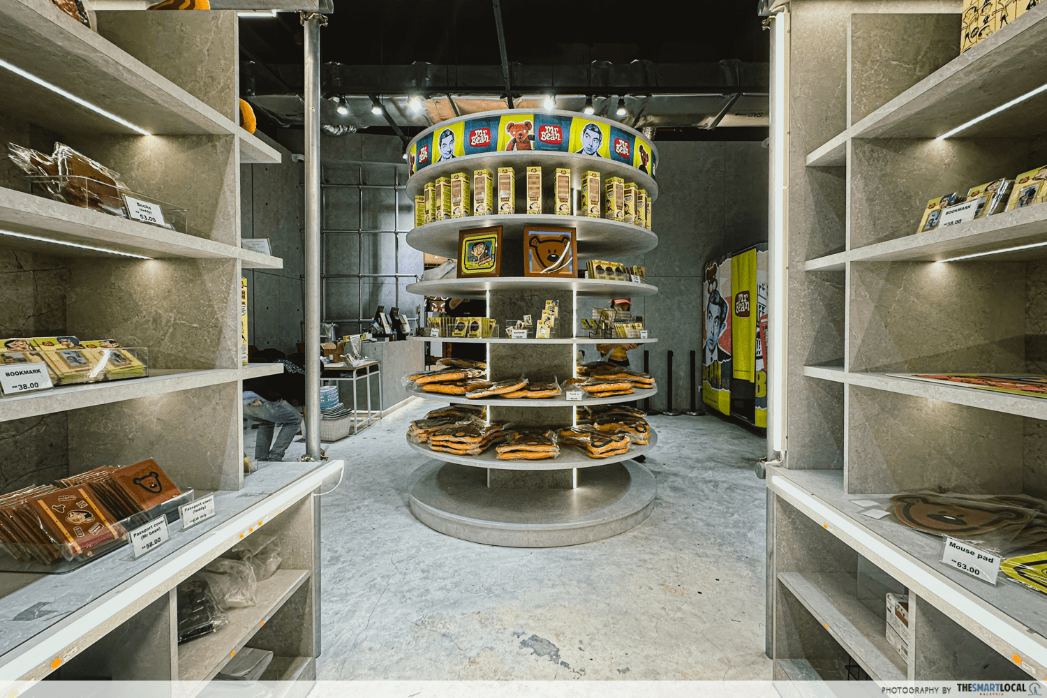 Mr Bean Experience - merch shop