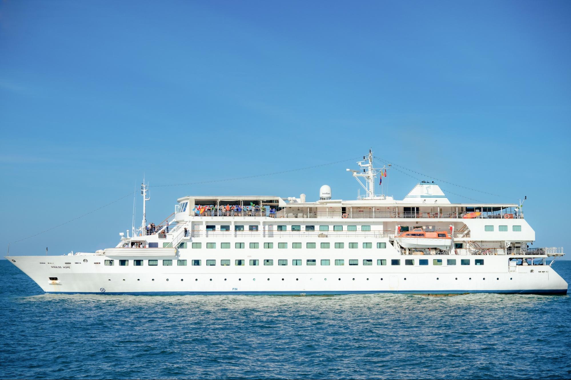 Ship - The Doulos Hope floating bookfair in Port Klang