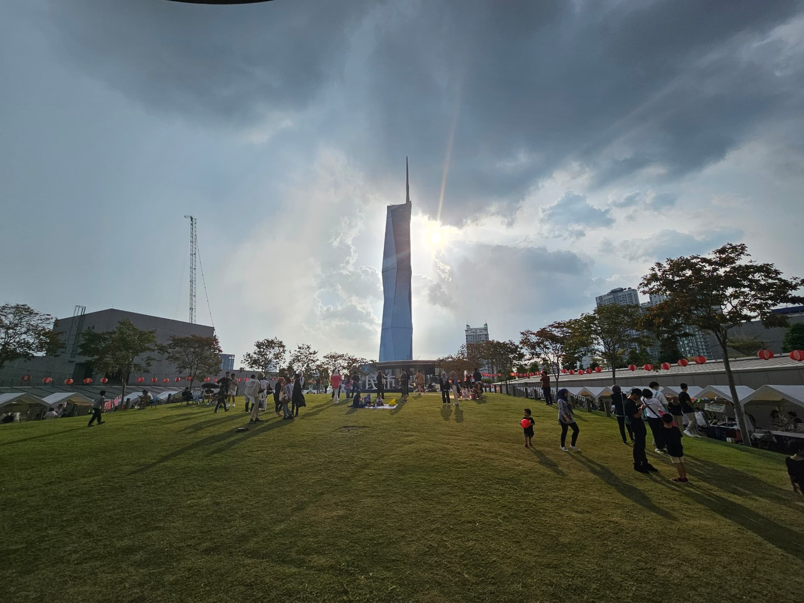 christmas events 2025 - lalaport