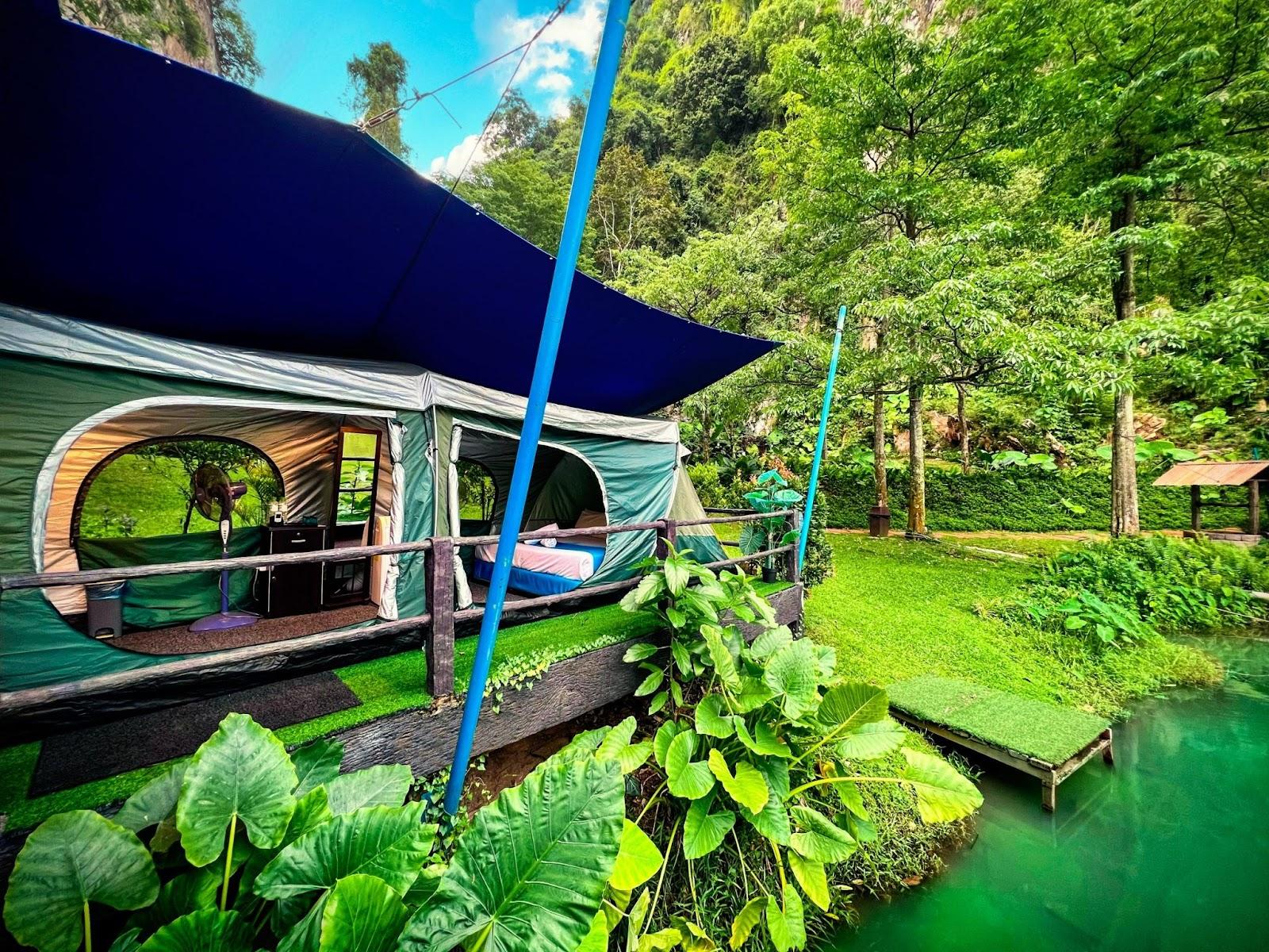 truemoney wallet christmas deals - glamping giveaway