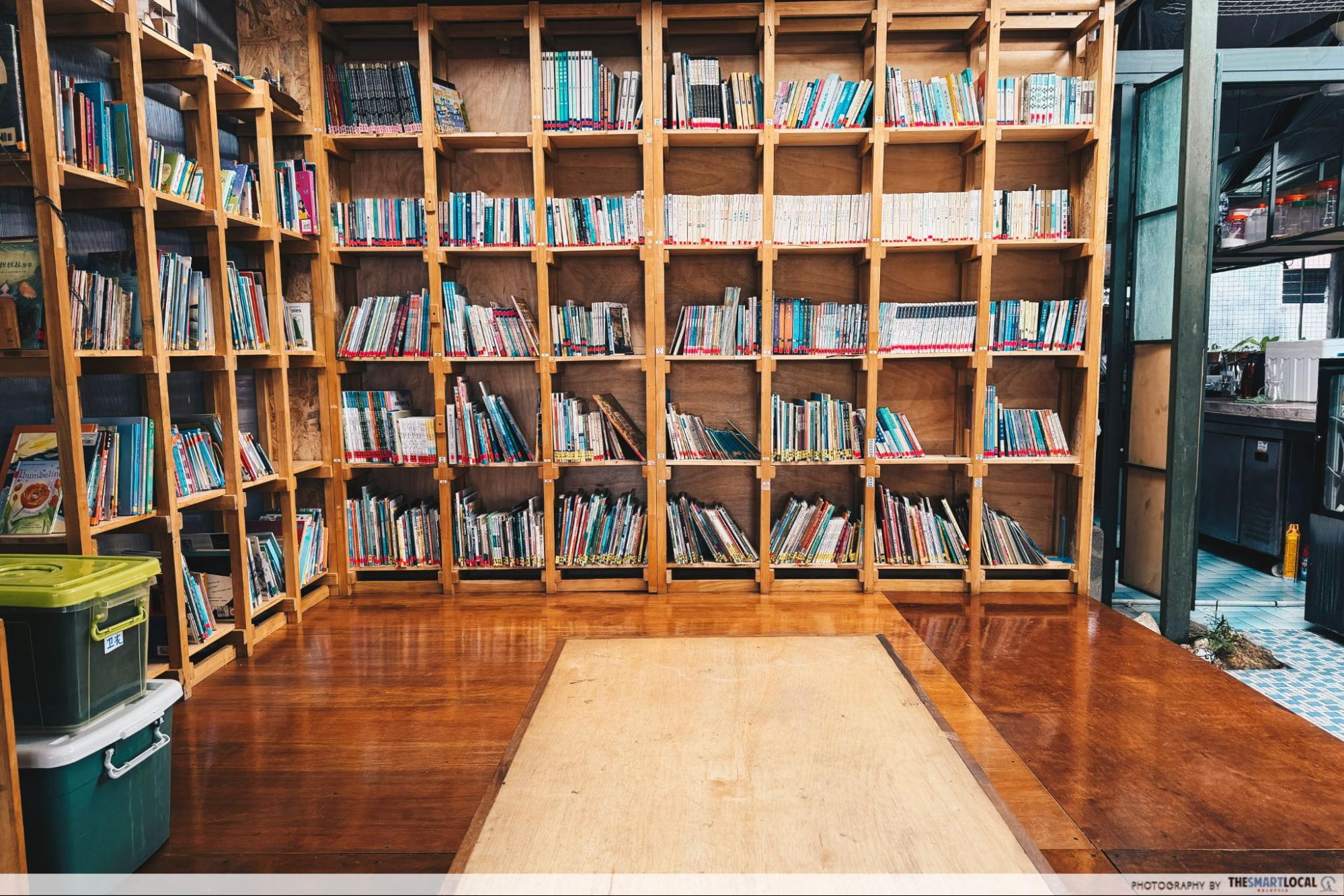 Seating - Little Giraffe House in Cheras