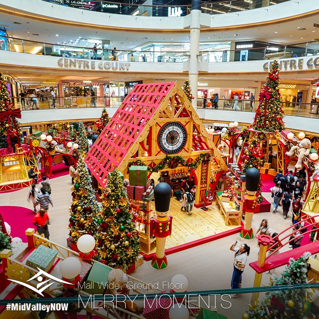 mid valley megamall - christmas display