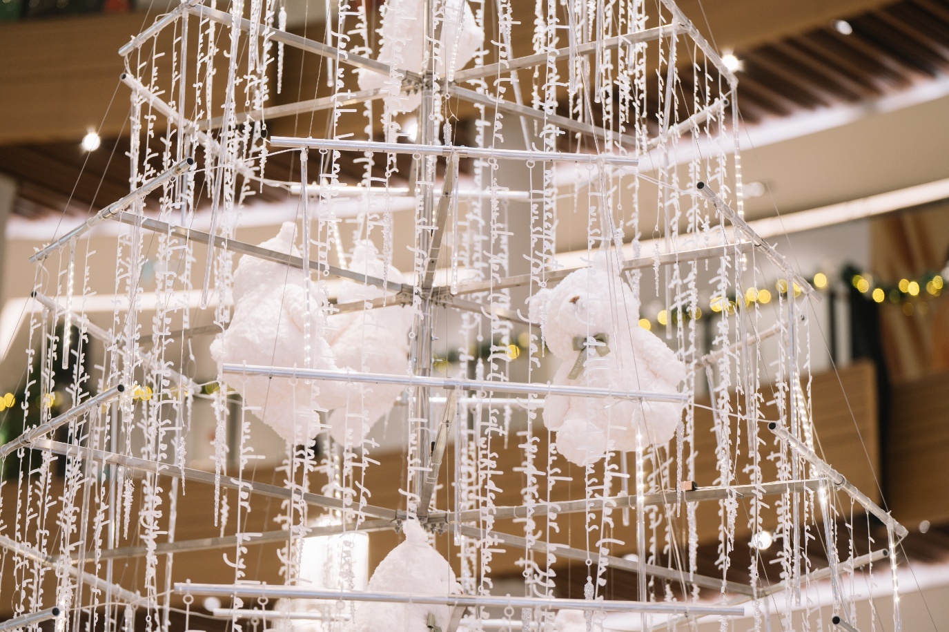 christmas mall displays and decor klang valley - ioi mall damansara