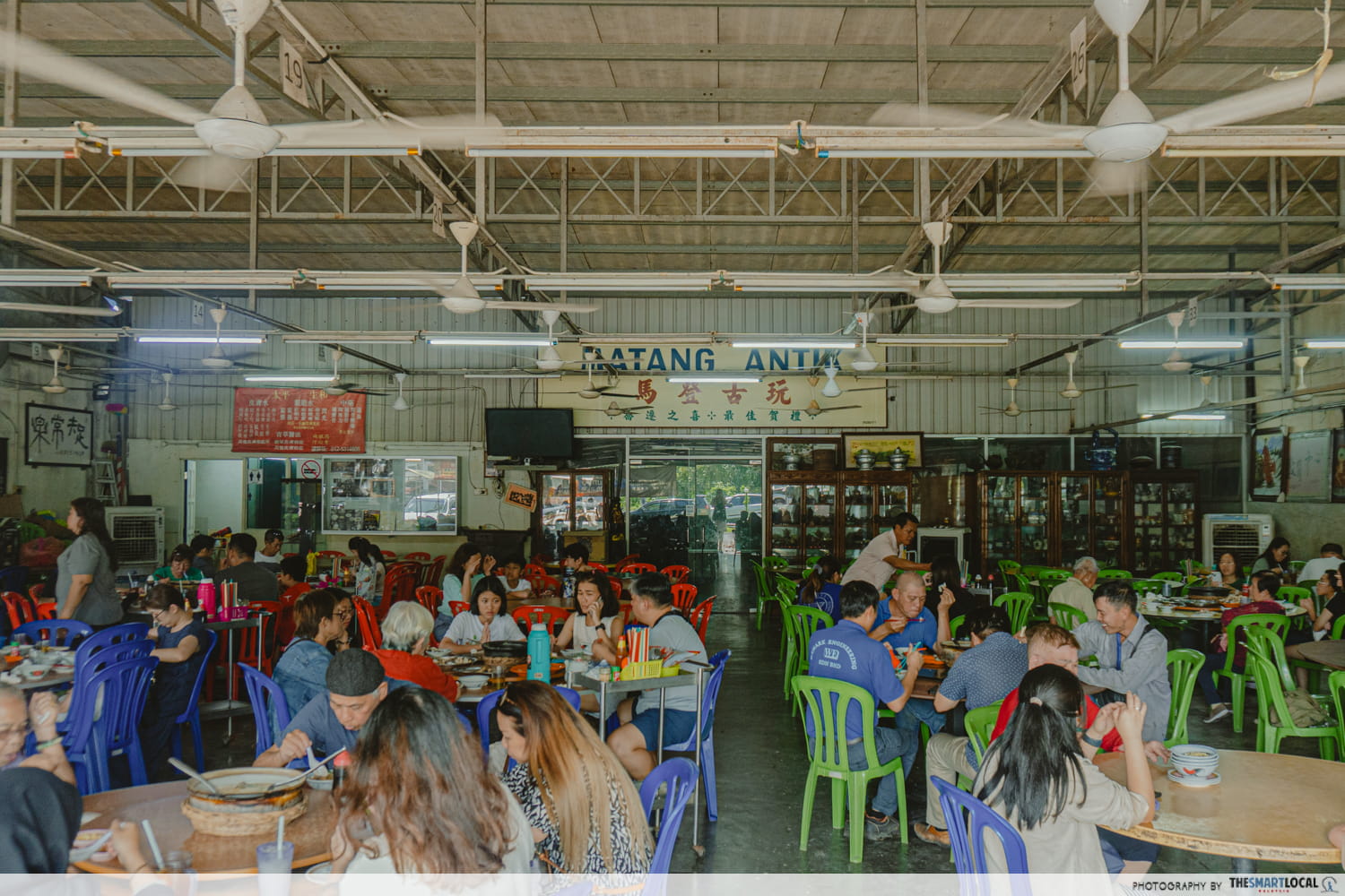 Light House Seafood Restaurant - ambience