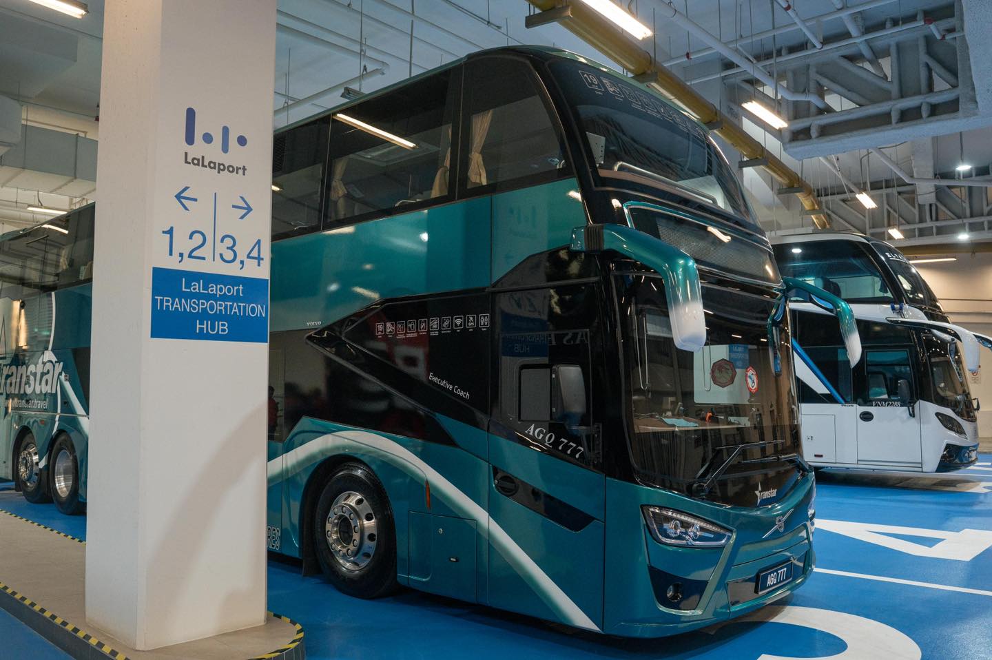 lalaport transport hub - buses