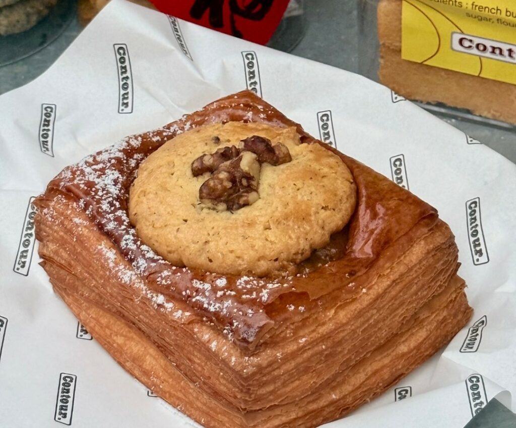 CNY pastries-contour