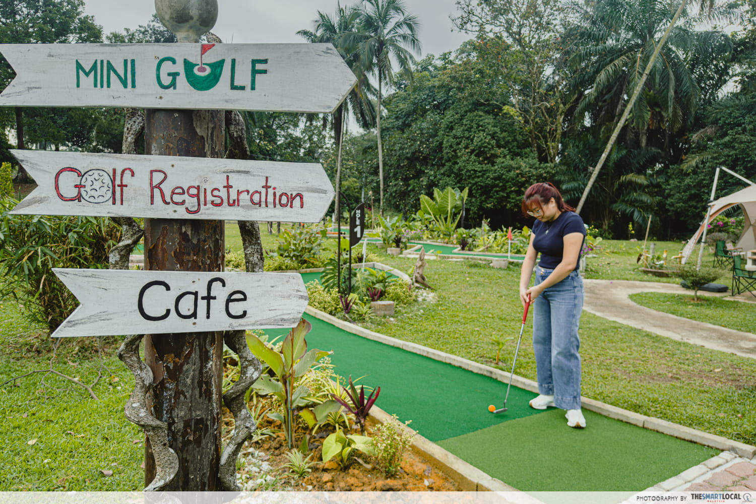 putters cafe - mini golf and cafe