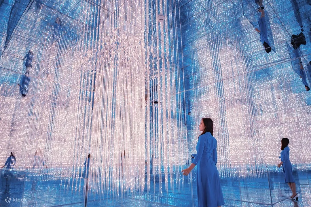 Space & Time Cube Malaysia - mirror