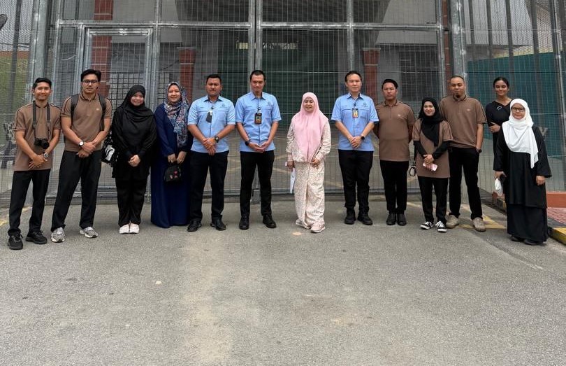 Entrance - Lessons learned visiting a prison in Malaysia