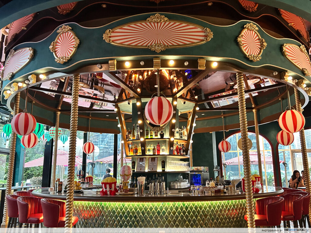 Carousel & Co. - bar