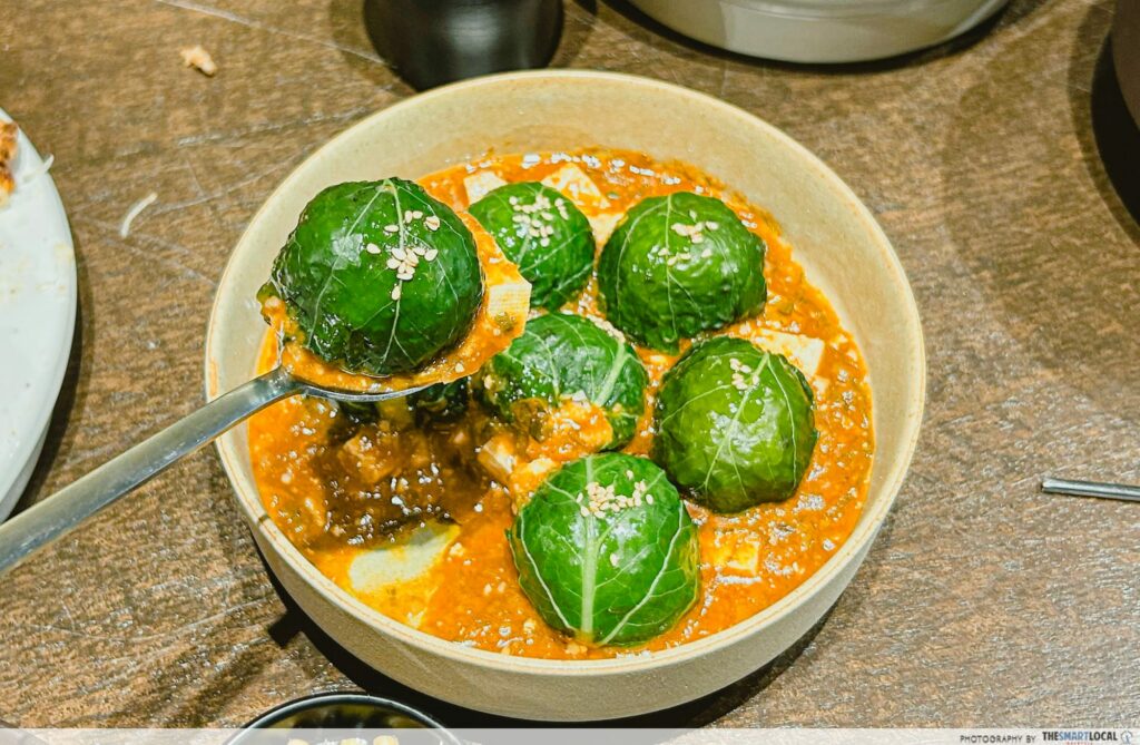 Jung Hee-Soybean Sauce Kale Rice Wraps