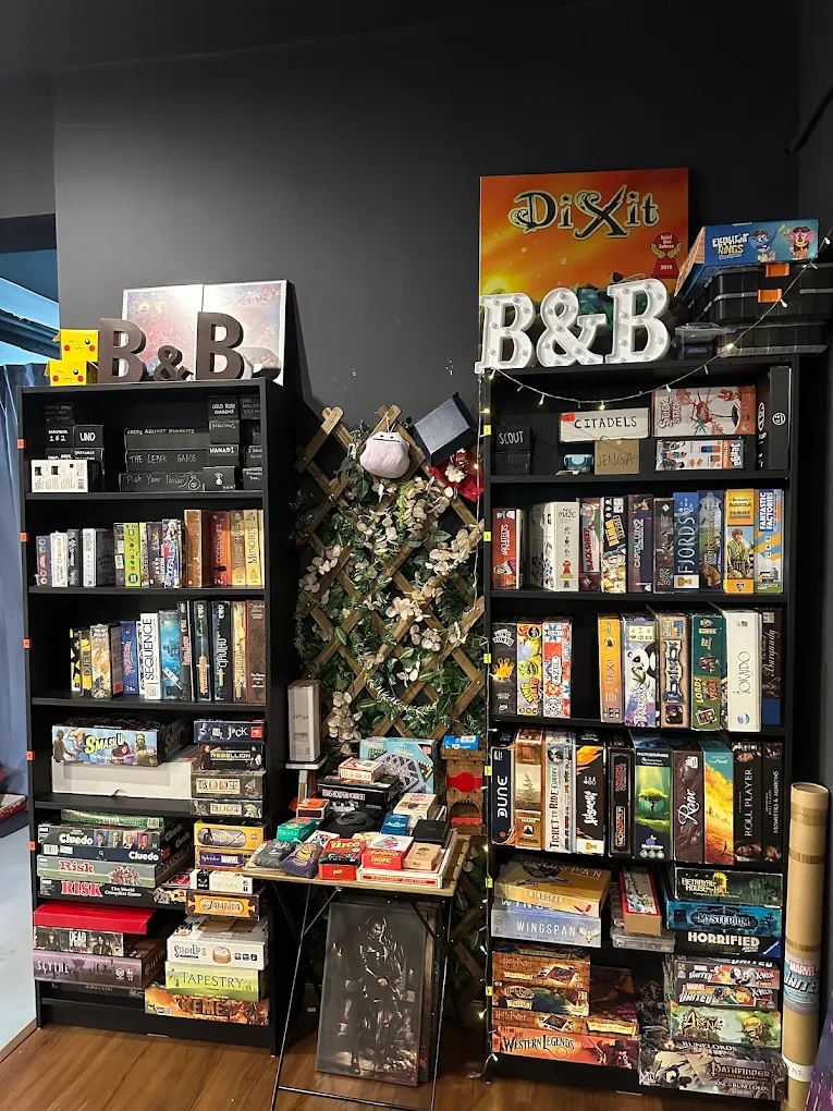 board game cafes klang valley - boards & brews