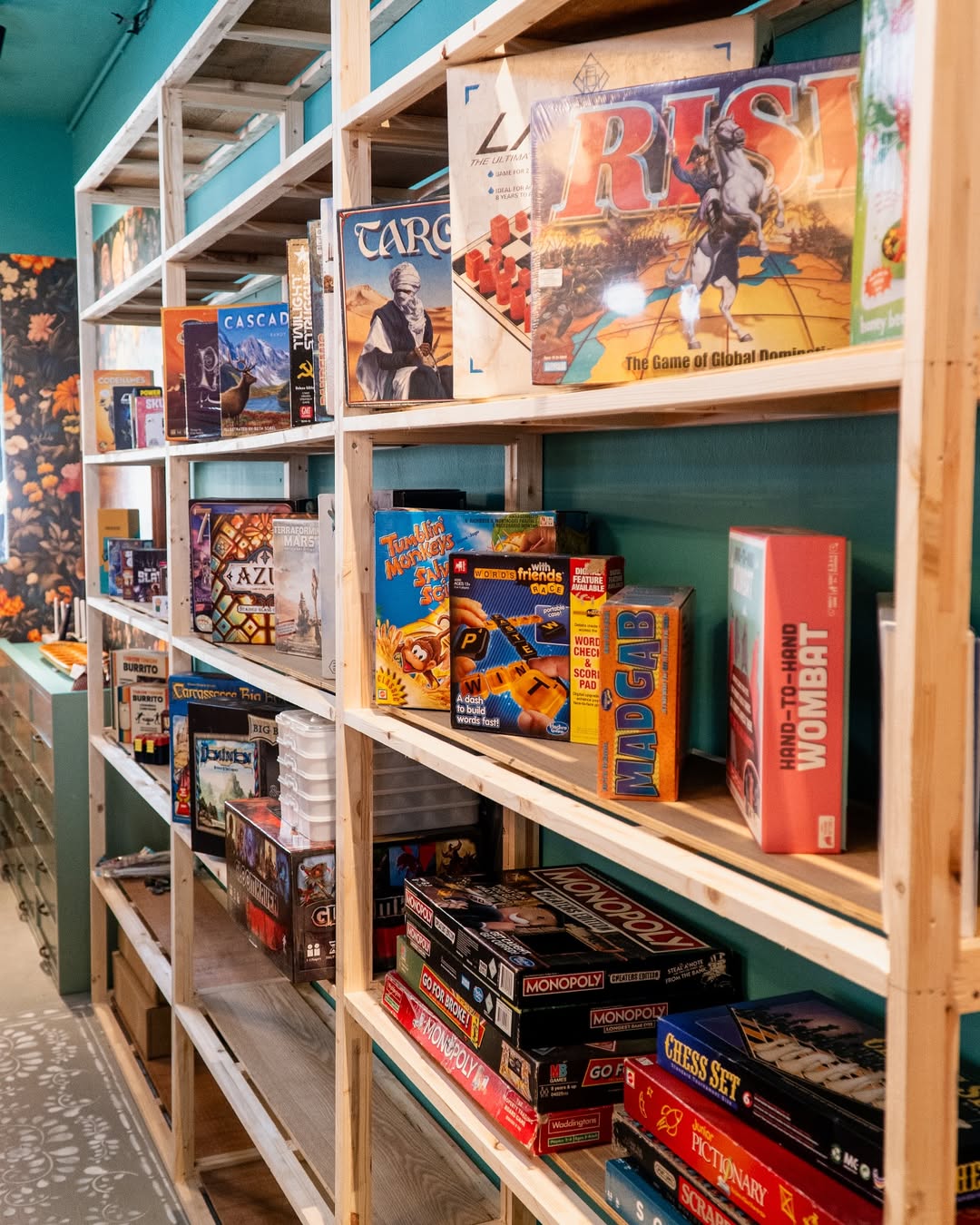 board game cafes klang valley - bored