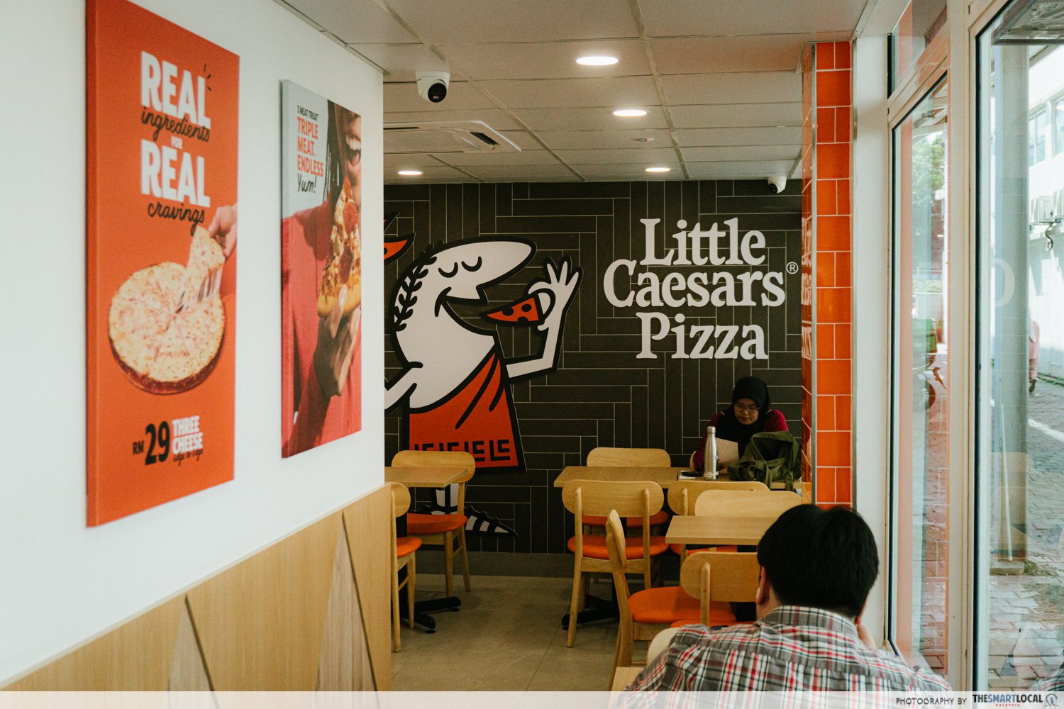 little caesars pizza malaysia - dine-in