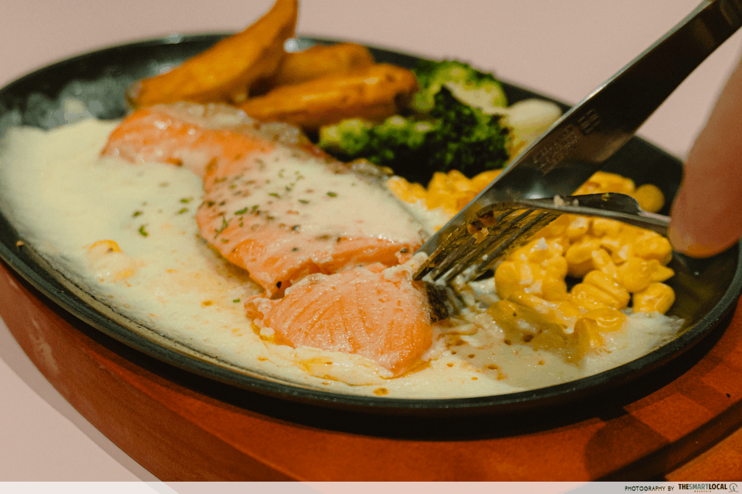 SAIZERIYA AEON MALL MALURI - SALMON STEAK