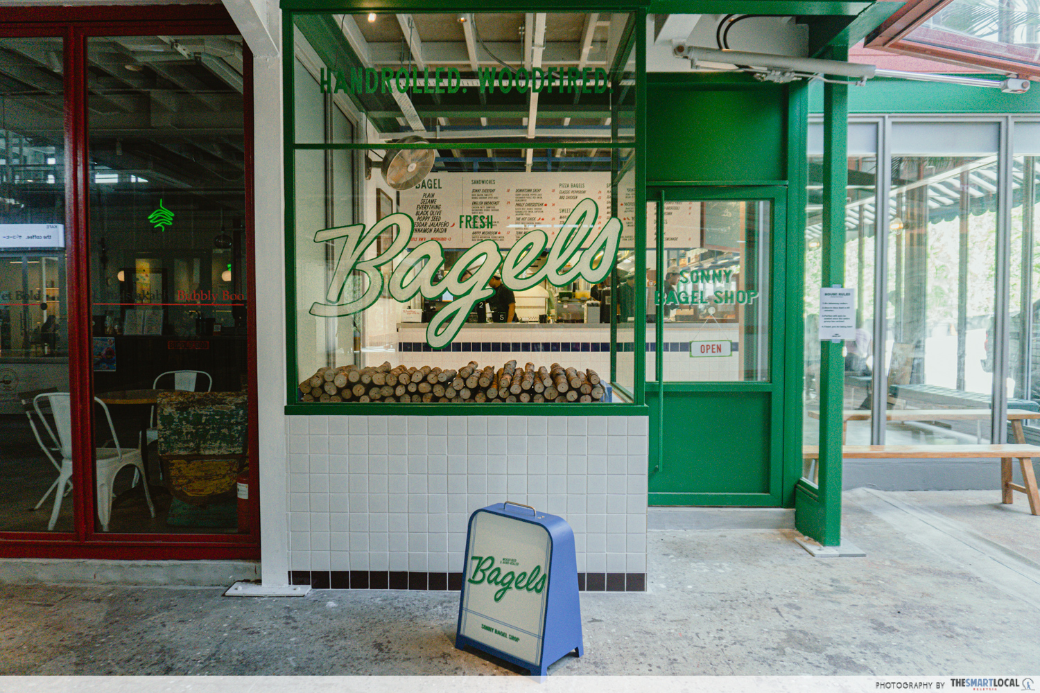 Sonny Bagel Shop - entrance