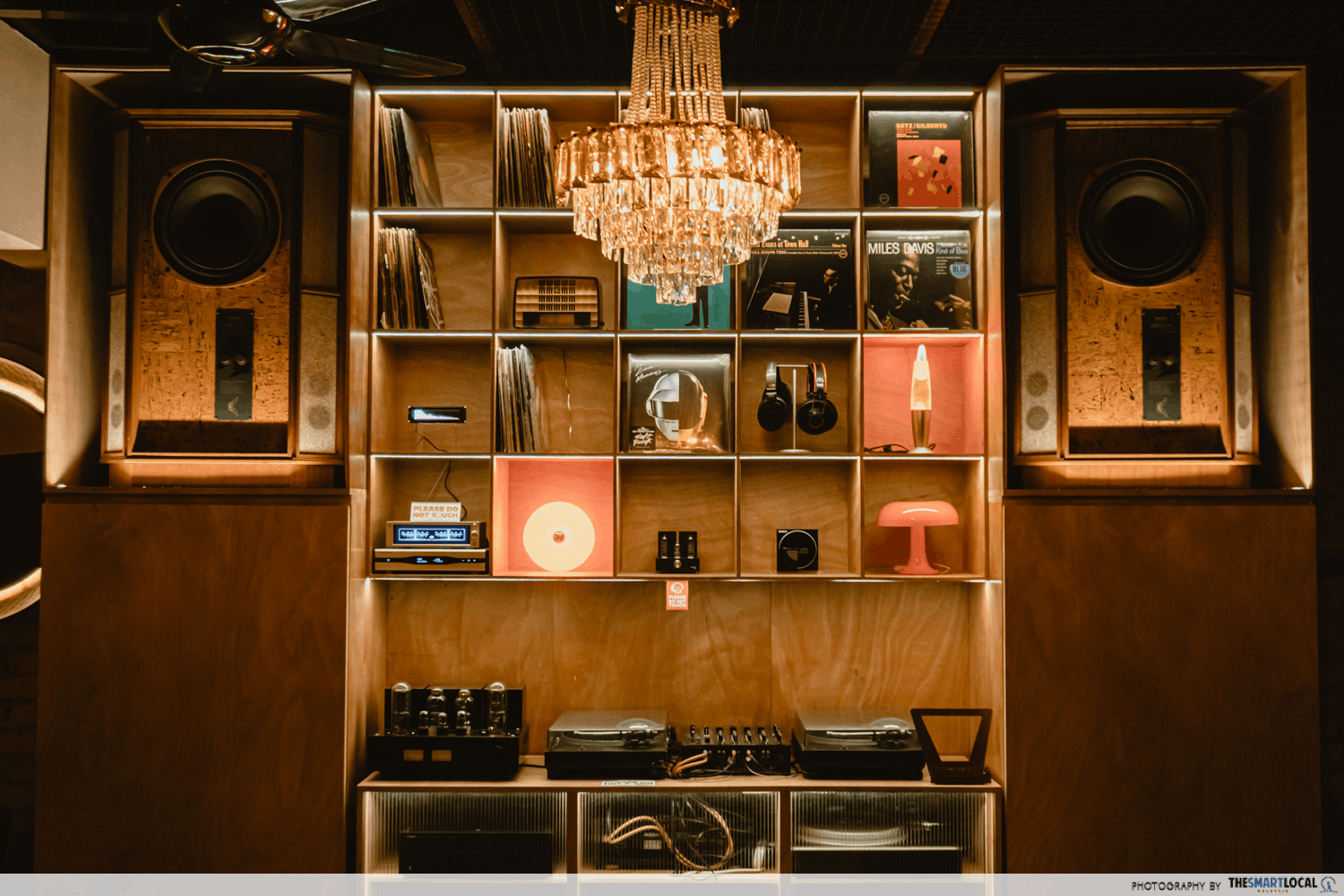stereo-type petaling jaya - vinyl wall