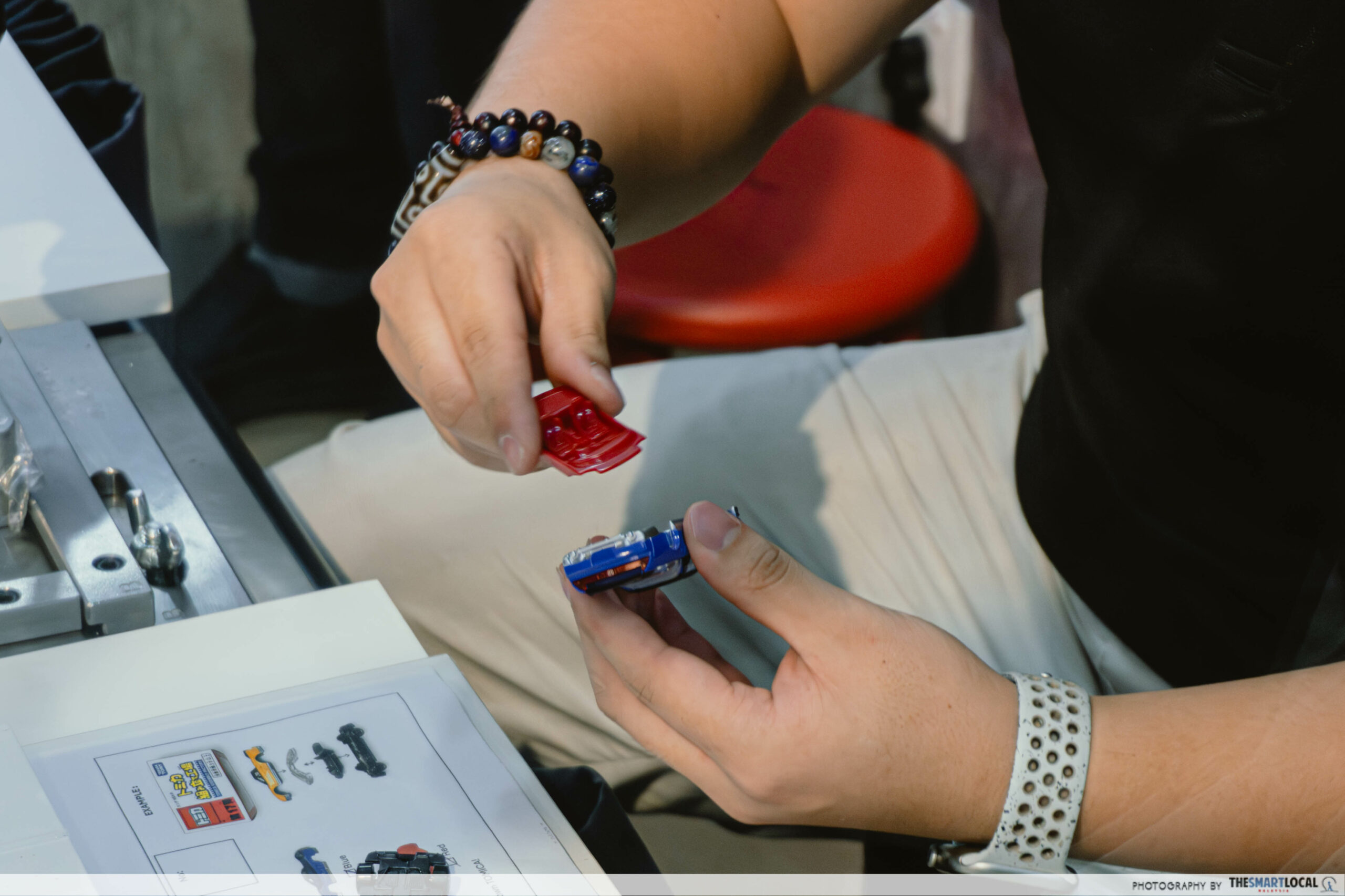 tomica store malaysia - assembly factory