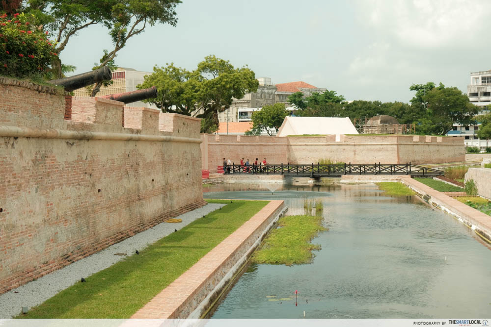 fort cornwallis - moats