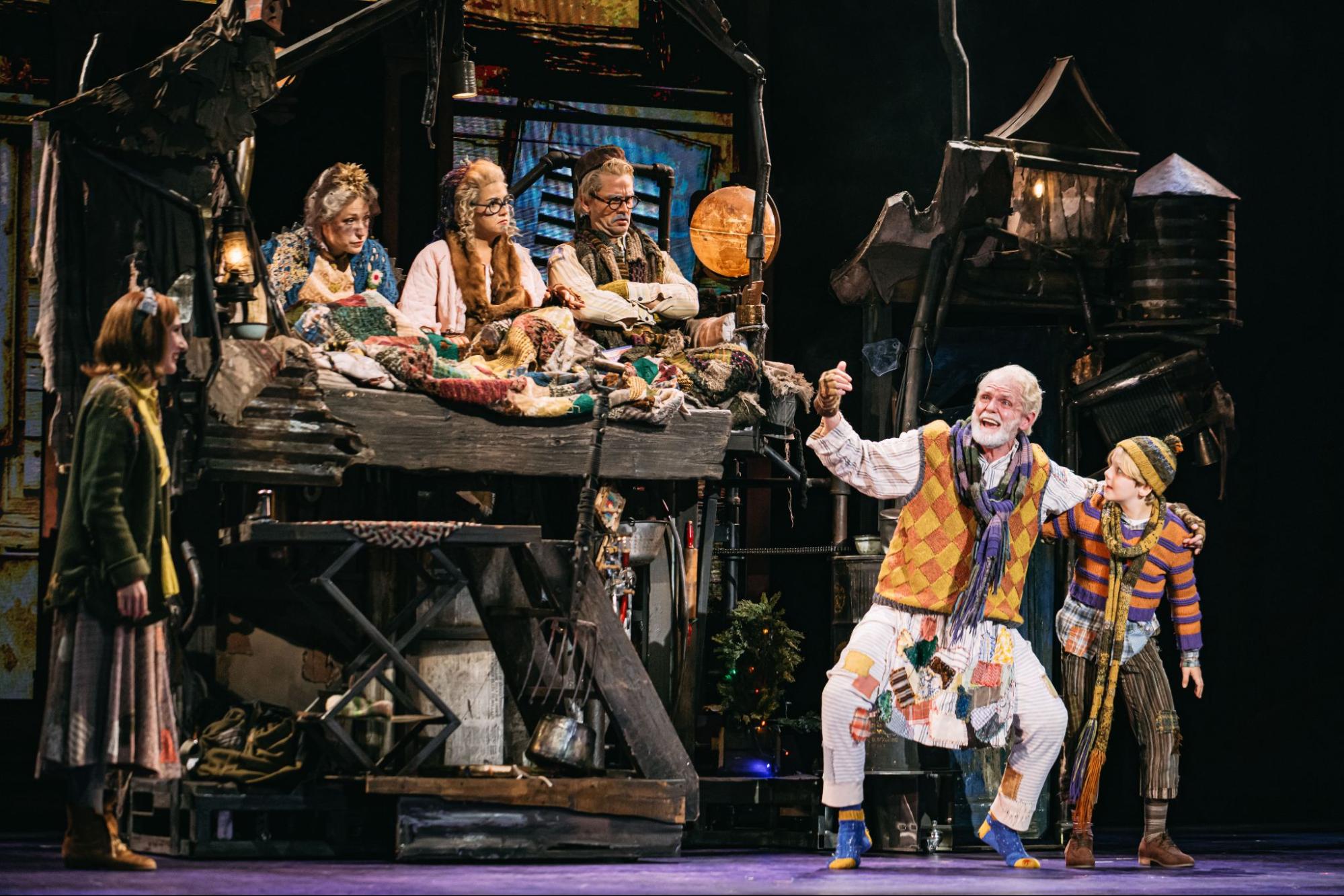 charlie and the chocolate factory jcpac - charlie & grandpa