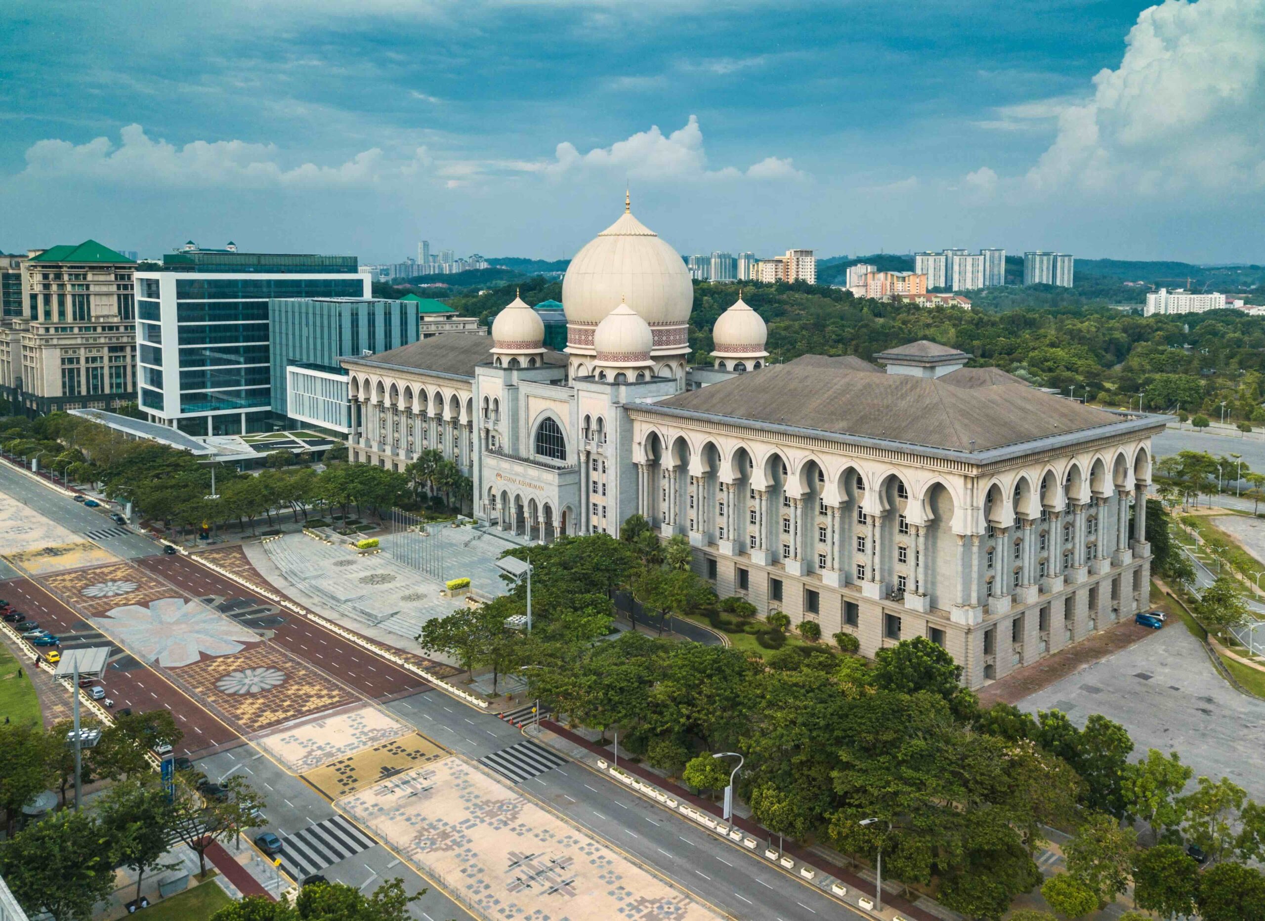 autonomous bus putrajaya - STOPS