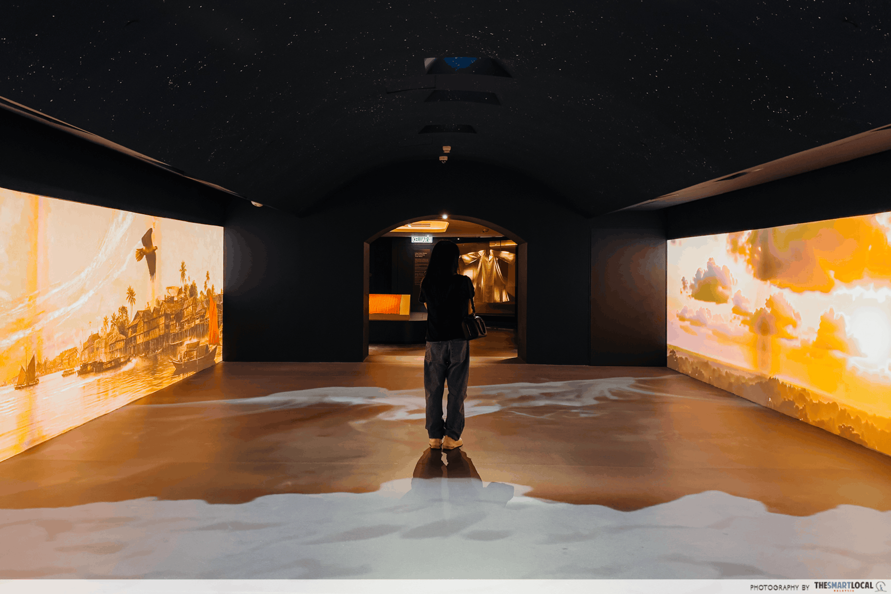 merdeka textile museum - projection mapping room